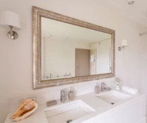 Ways To Maximize Space In A Small Bathroom- Use Large Mirrors